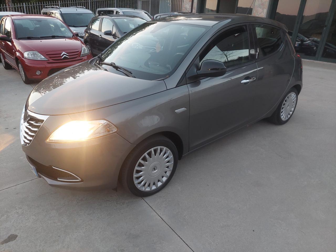 Lancia Ypsilon 1.2 69 CV 5 porte GPL
