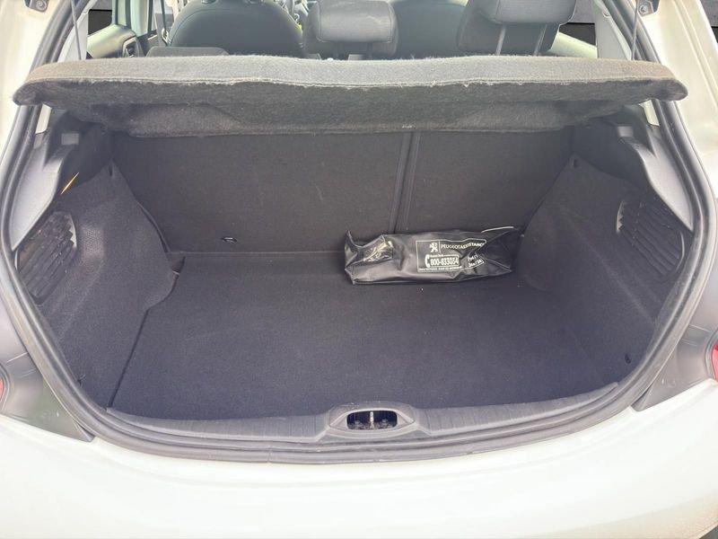 Peugeot 208 208 5p 1.2 PTech 82cv Active