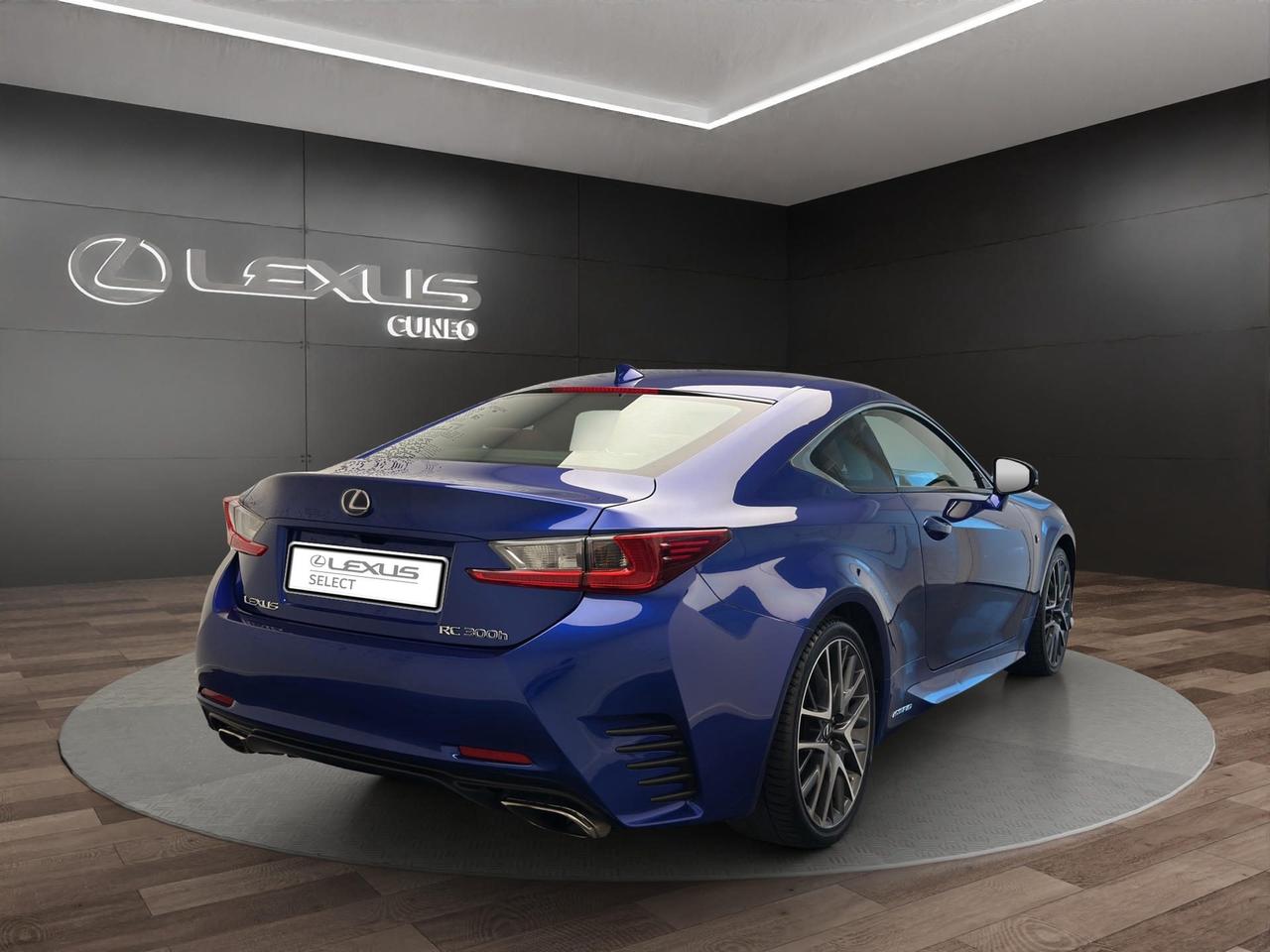 Lexus RC 300h 2.5 hev f-sport