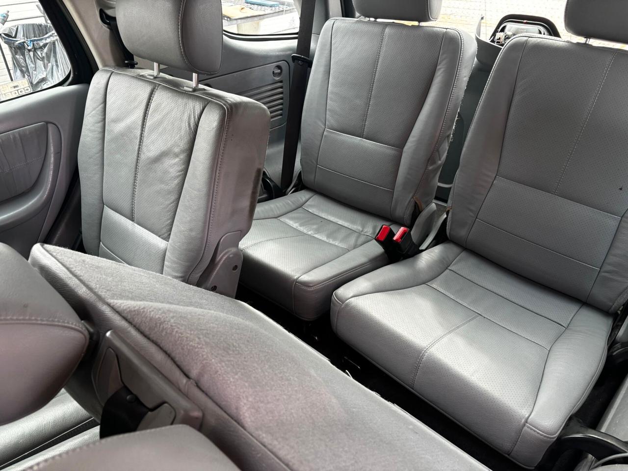 Mercedes-benz ML 320 AUT. GPL 7 POSTI ISCRITTO ASI BOLLO RIDOTTO ASSICURAZIONE STORICA UNICO PROPRIETARIO BELLISSIMO