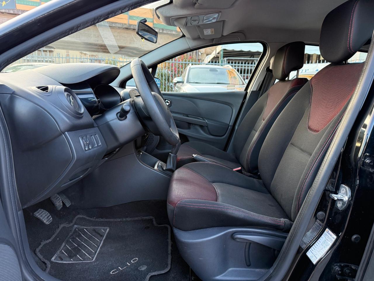 CLIO 1.5 DIESEL 2015 75CV-OK NEOPAT.-UNICO PROPRIETARIO