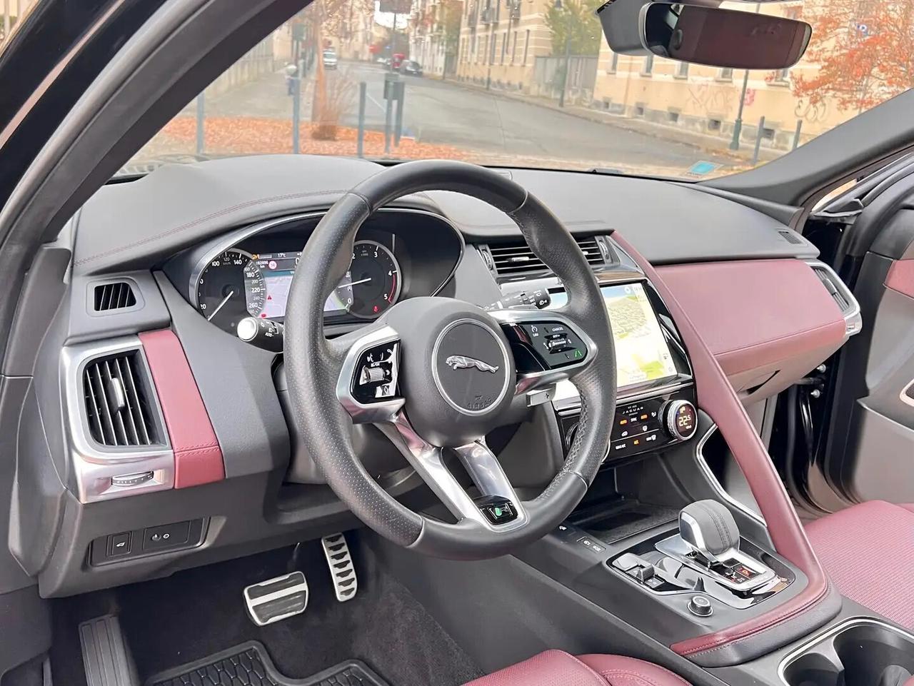 Jaguar E-Pace 2.0D I4 204 CV AWD Auto R-Dynamic HSE