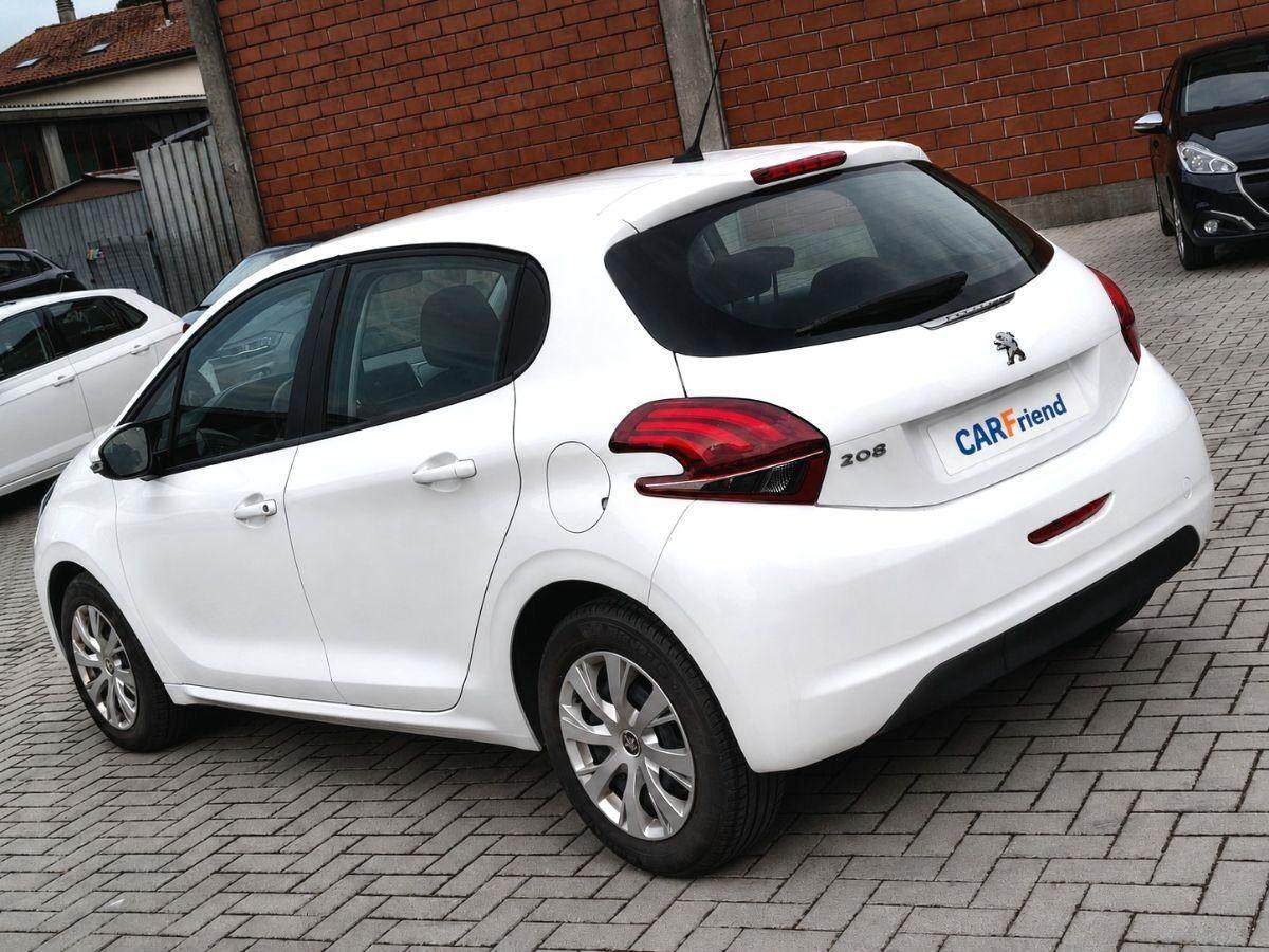 Peugeot 208 PureTech 82 5 porte Allure
