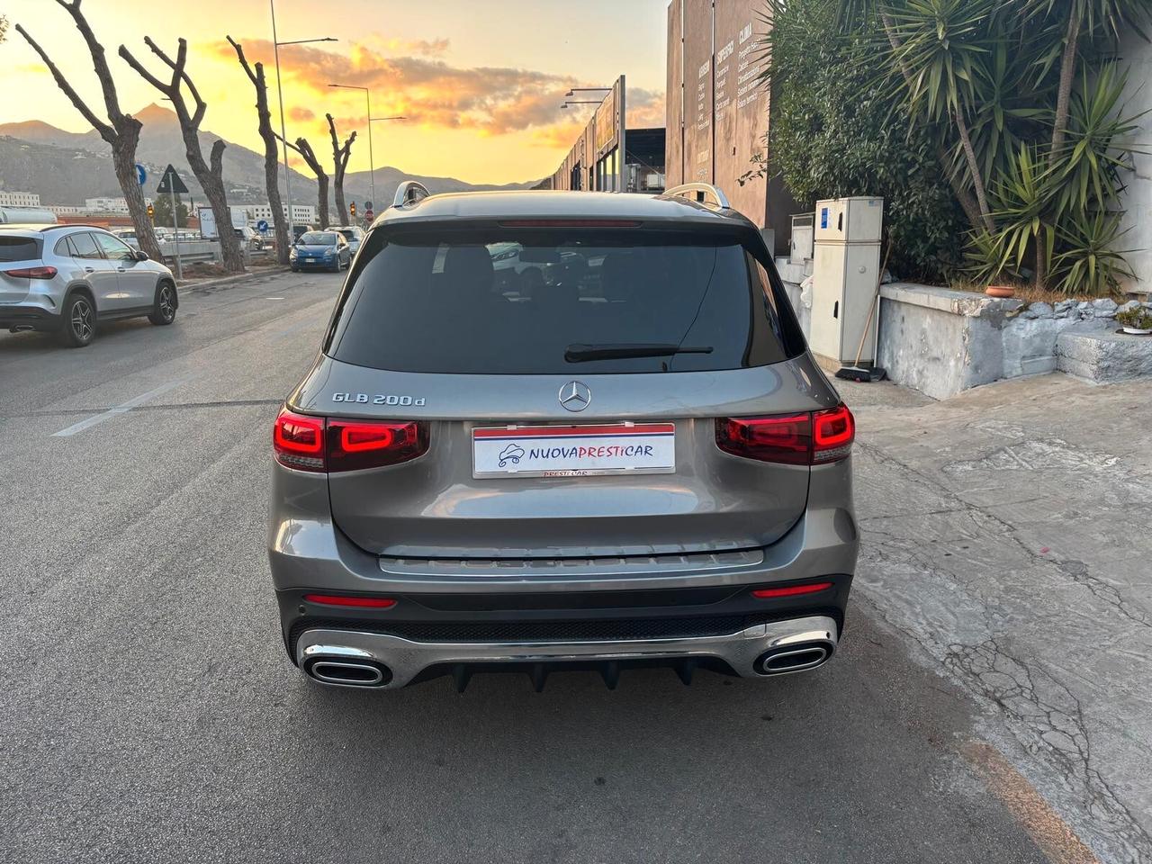 Mercedes-benz GLB 200 Mercedes d Automatic Premium