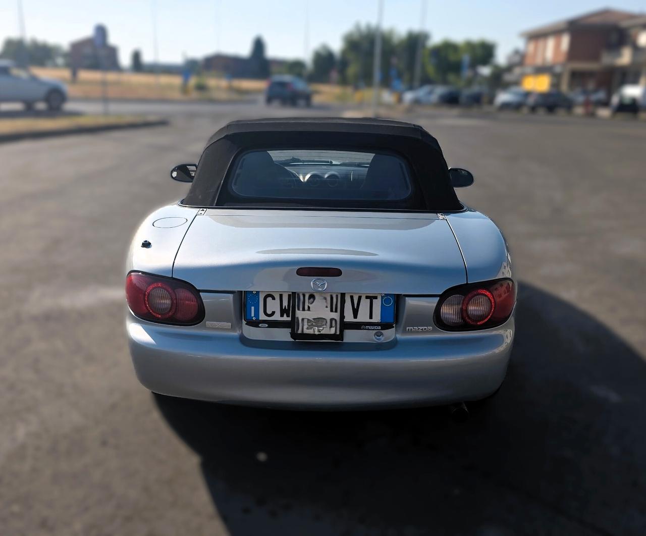 Mazda MX5 1.6 Con CLIMA