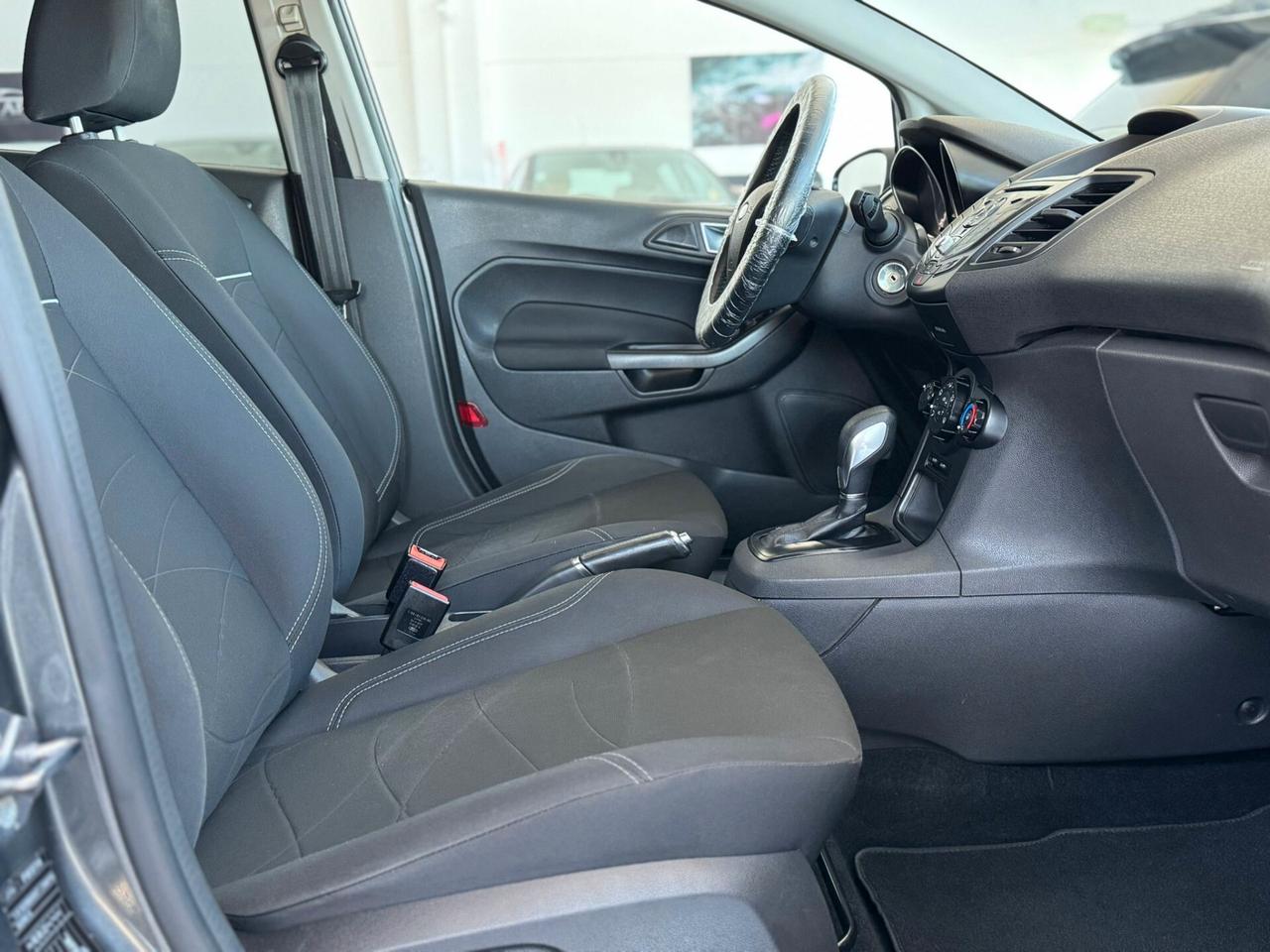 Ford Fiesta 1.0 80CV 5 porte Black & White Edition