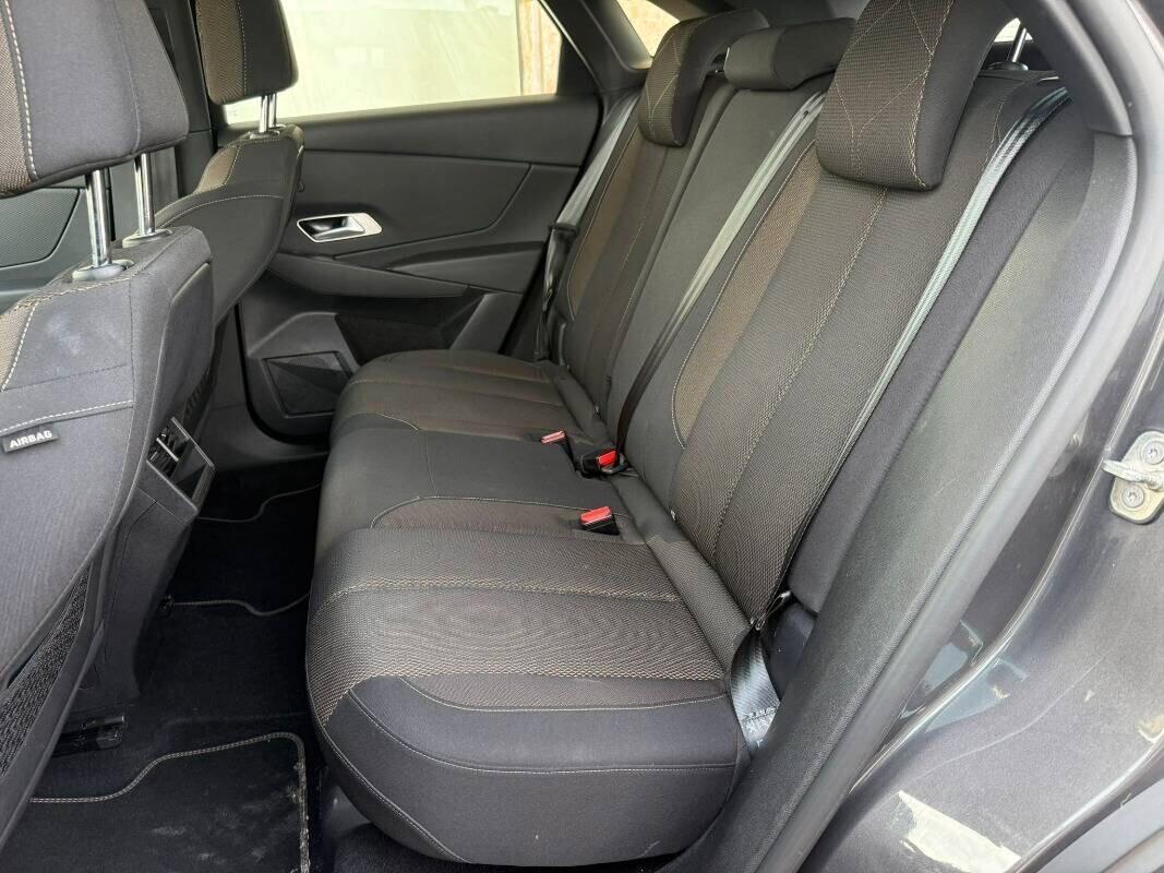 DS DS7 1.5 bluehdi Bast.Busin.130cv auto
