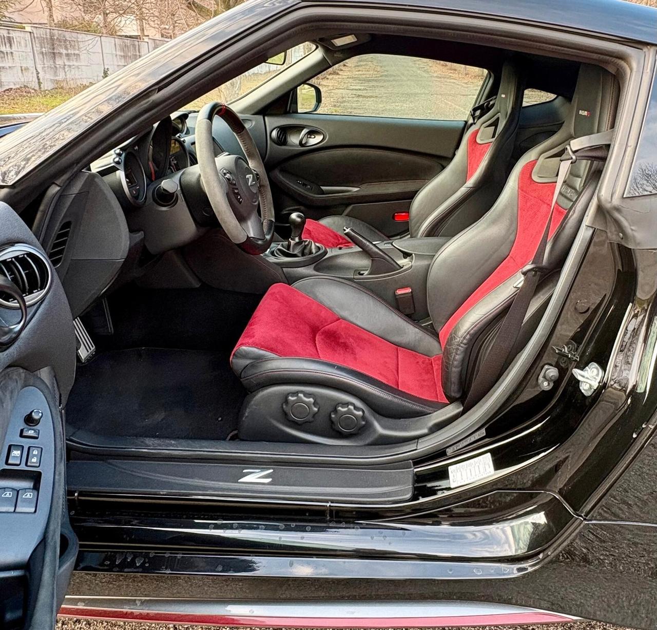 Nissan 370Z Coupé 3.7 V6 Nismo