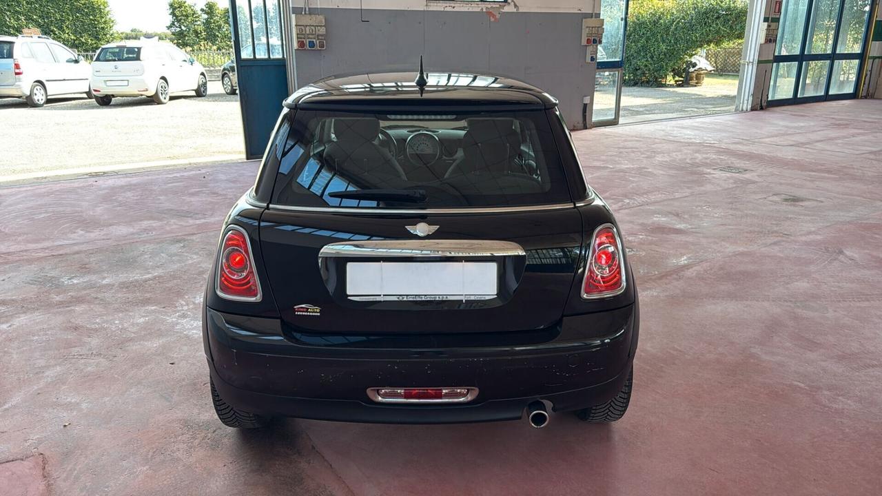 Mini 1.6 16V One (55kW)