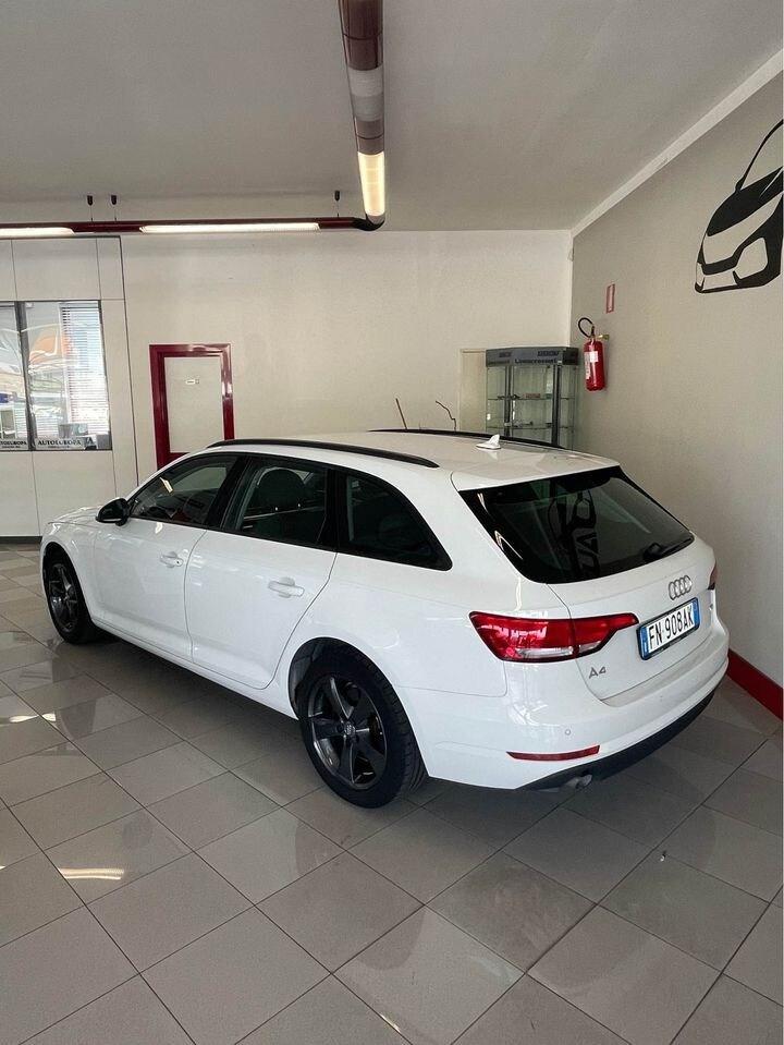 AUDI A4 5ª serie A4 Avant 2.0 TDI 122 CV Business