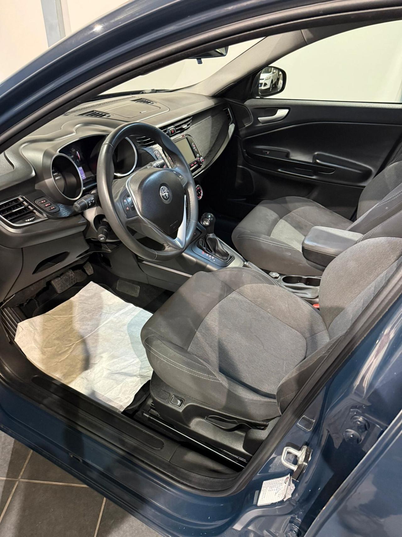 Alfa Romeo Giulietta AUTOMATICA - GARANZIA - PERMUTO