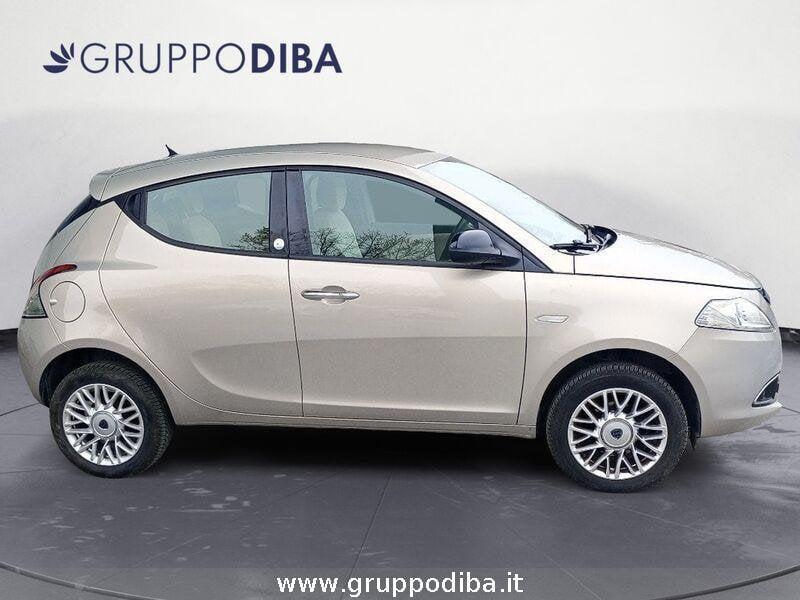 Lancia Ypsilon III 2011 Benzina 0.9 t.air gold ecochic metano 80cv