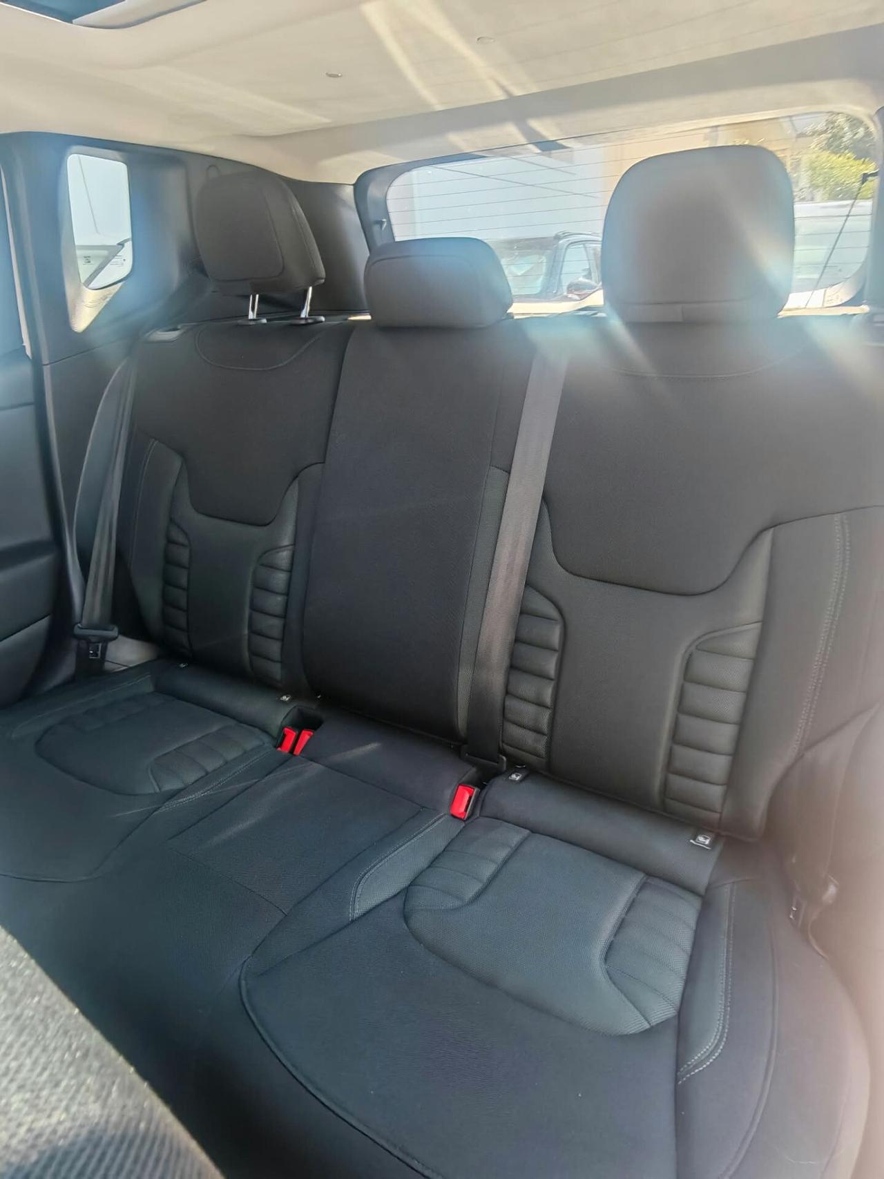 Jeep Renegade 1.5 Turbo T4 MHEV North Star