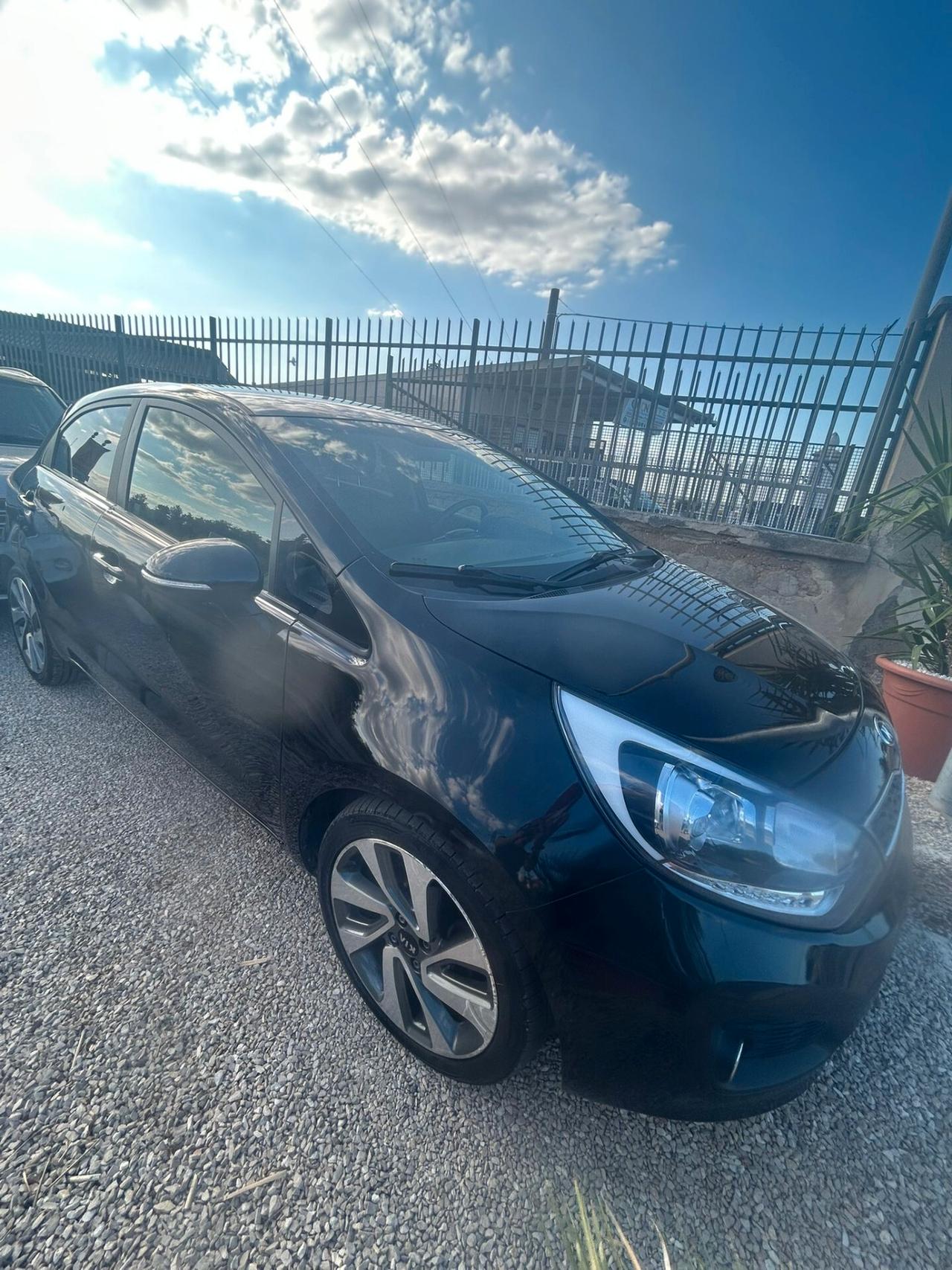 Kia Rio 1.4 CRDi 5p. Cool
