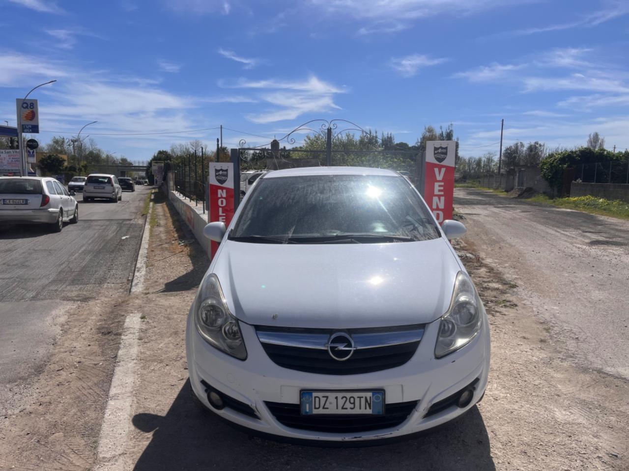 Opel Corsa 1.2 80CV 5 porte GPL-TECH Club