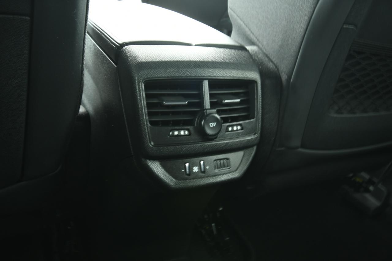 PEUGEOT 5008 1.5 bluehdi Allure Pack s&s 130cv eat8 7p.ti. CAMERA+APP CONNECT