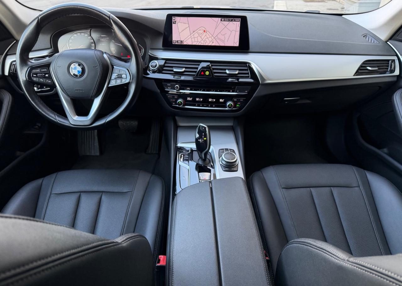 Bmw 520d Touring 190CV mhev PELLE/FUL LED
