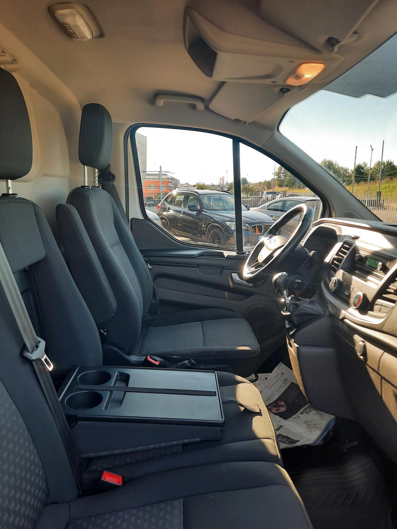 Ford Transit Custom 340 2.0 TDCi 130 PC PR.IVATO Titanium