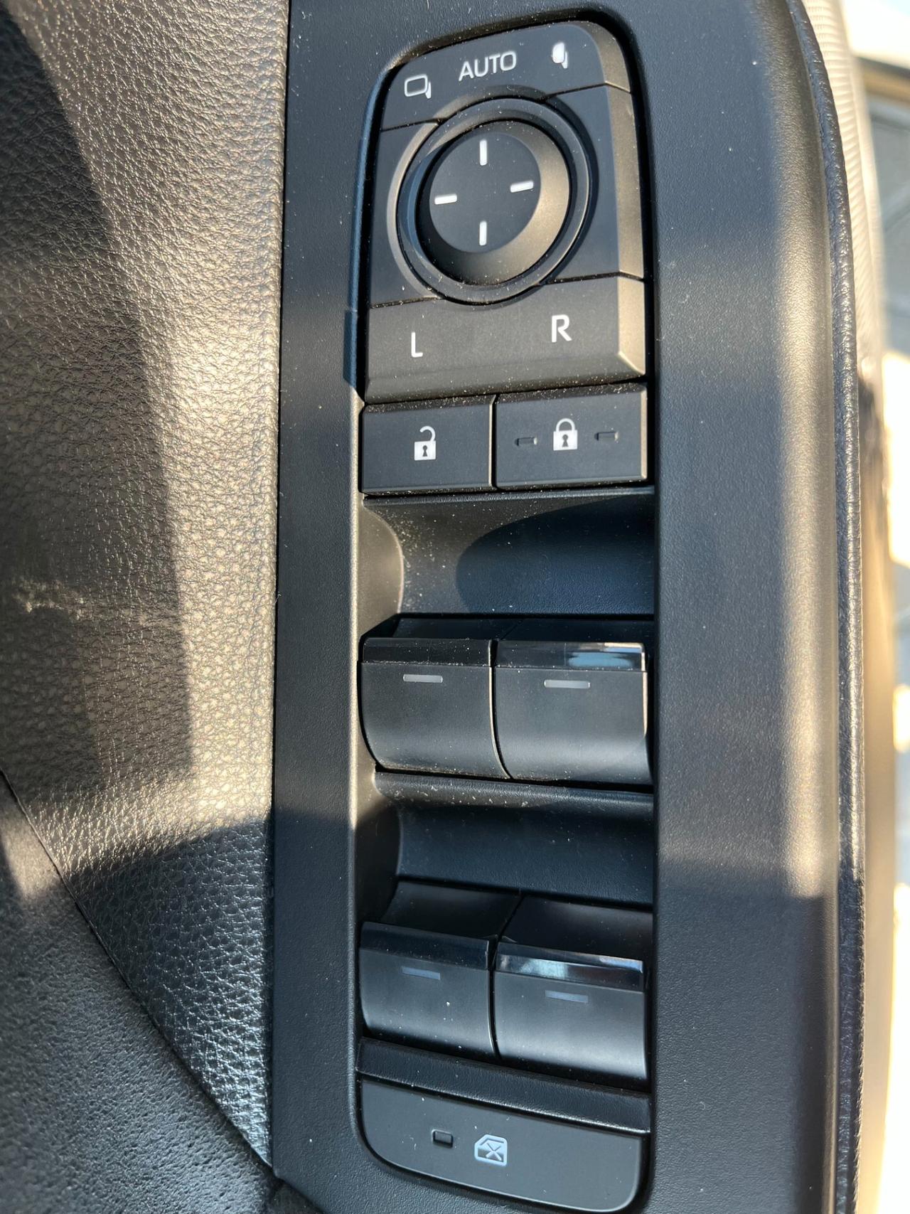 Toyota C-HR 2.0 Full Hybrid (HEV) Lounge Automatic