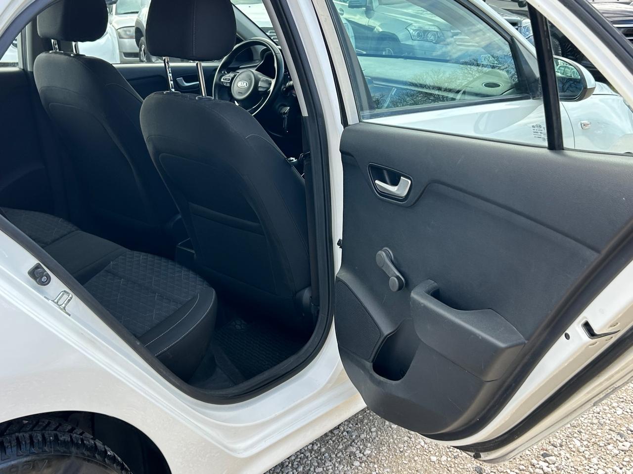 Kia Rio 1.2 MPi 5 porte Eco GPL neopatentati