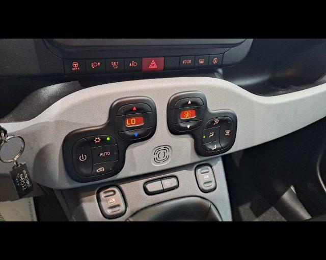 FIAT New Panda 1.0 firefly hybrid 70cv 5p.ti Cross