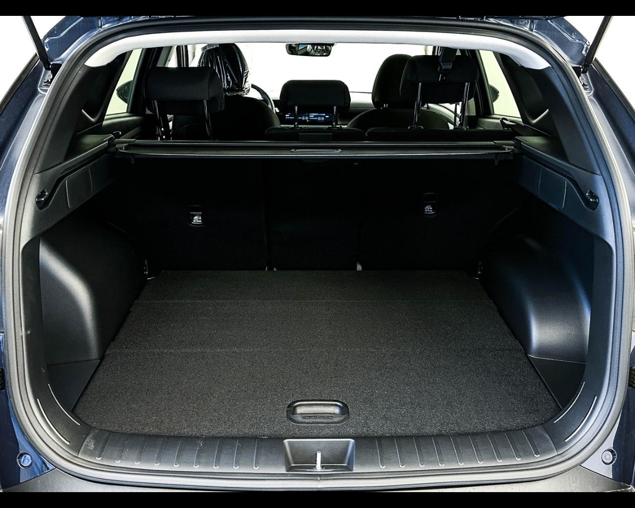 HYUNDAI TUCSON PE 1.6HEV AT 2WD BUSINESS