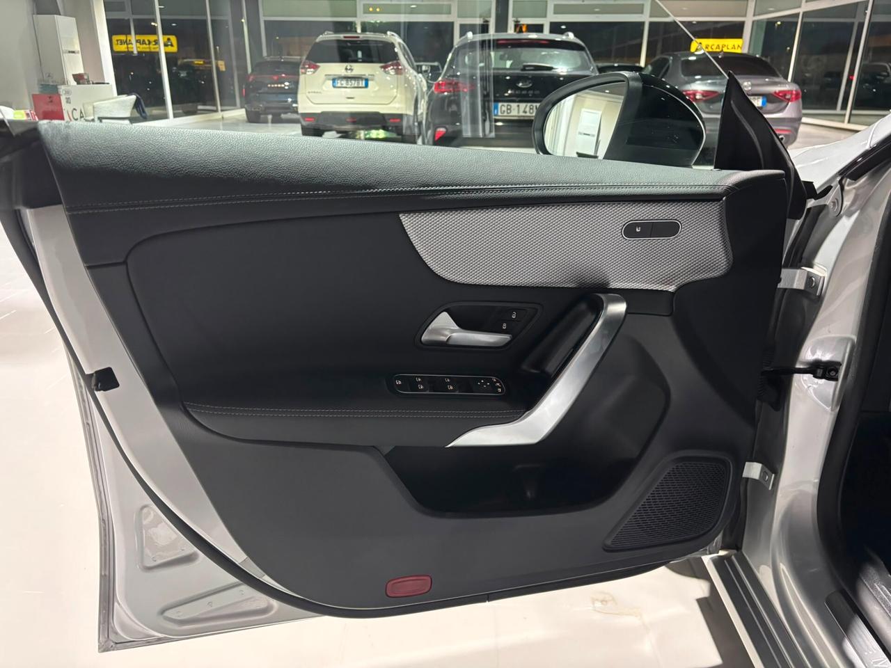 Mercedes-benz CLA 200 d Automatic Business