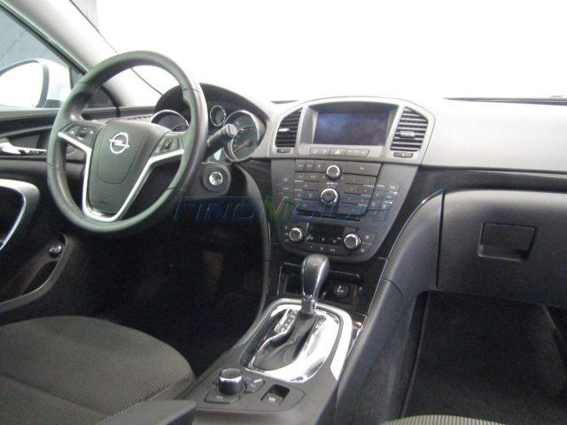 OPEL Insignia 2.0 Turbo 220 CV automatica 4X4 Cosmo