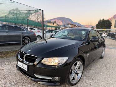 BMW 320d xDrive Coupé Futura