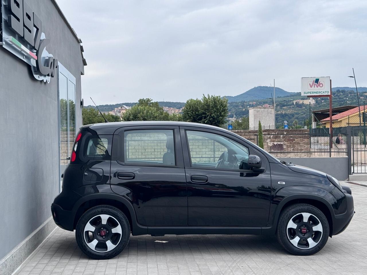 Fiat Panda 1.0 FireFly S&S Hybrid City Plus Cross
