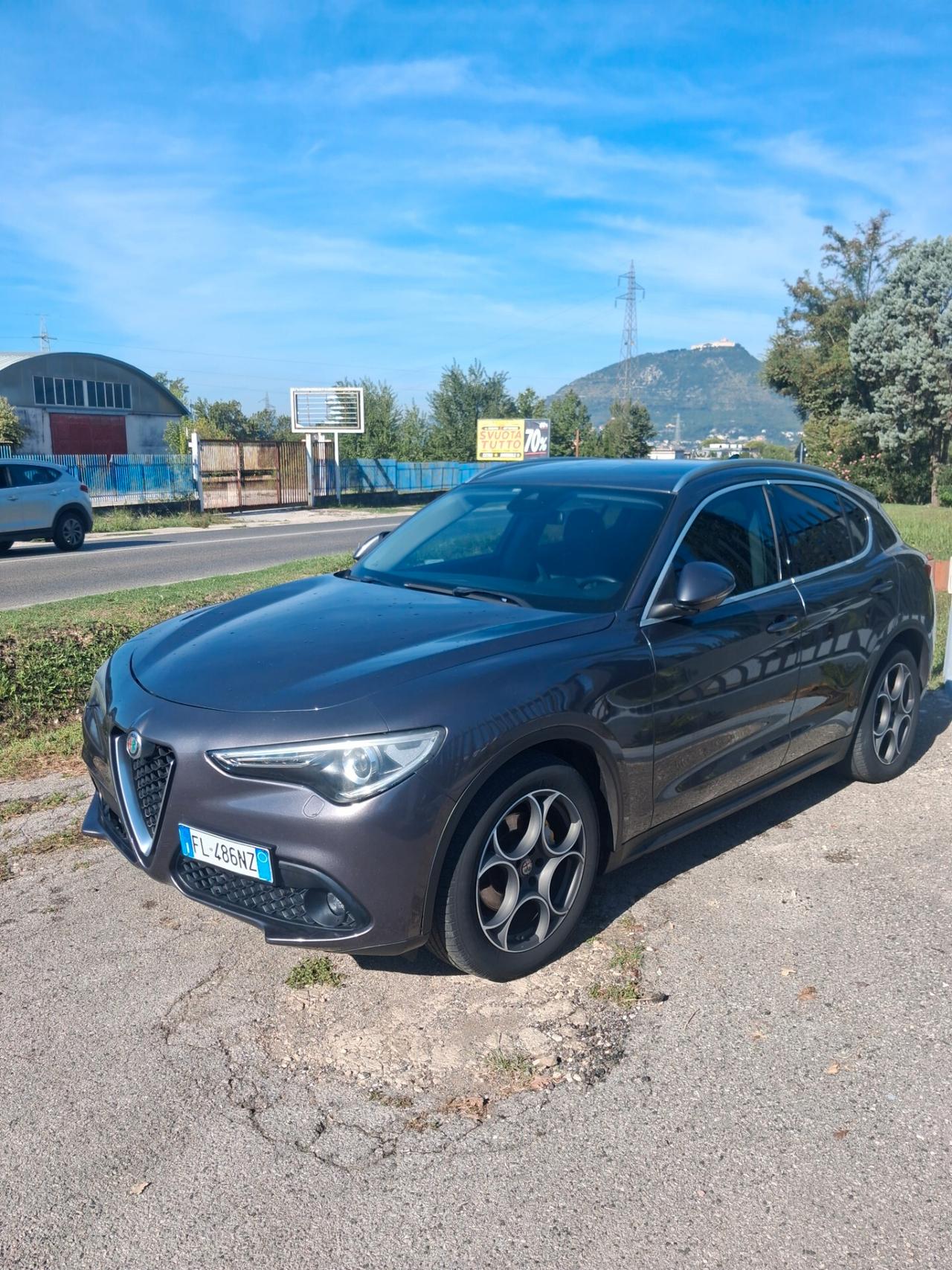 Alfa Romeo Stelvio 2.2 Turbodiesel 180 CV AT8 RWD Executive