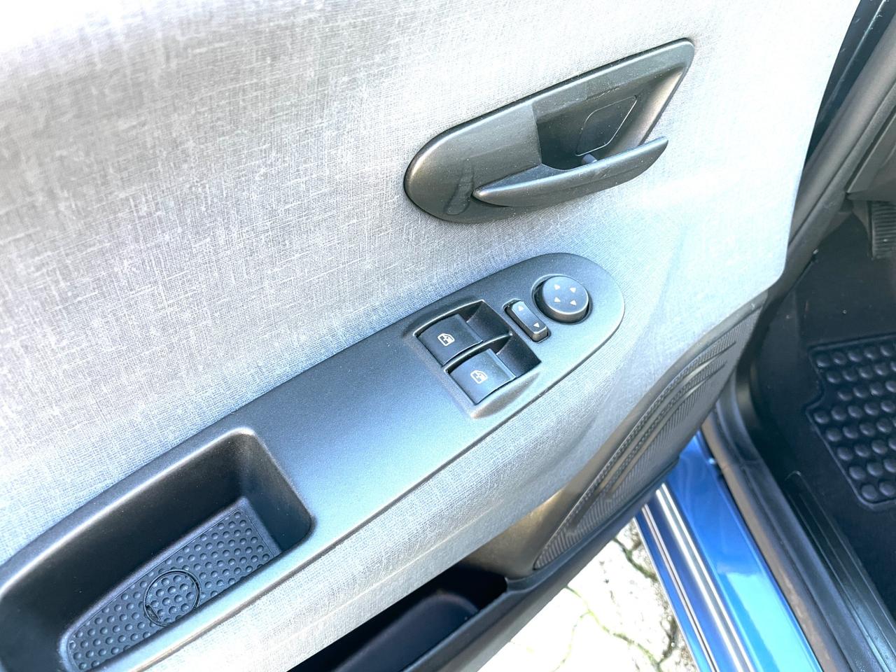 Lancia Ypsilon 1.0 2023 solo 45000km garanzia Lancia 2028