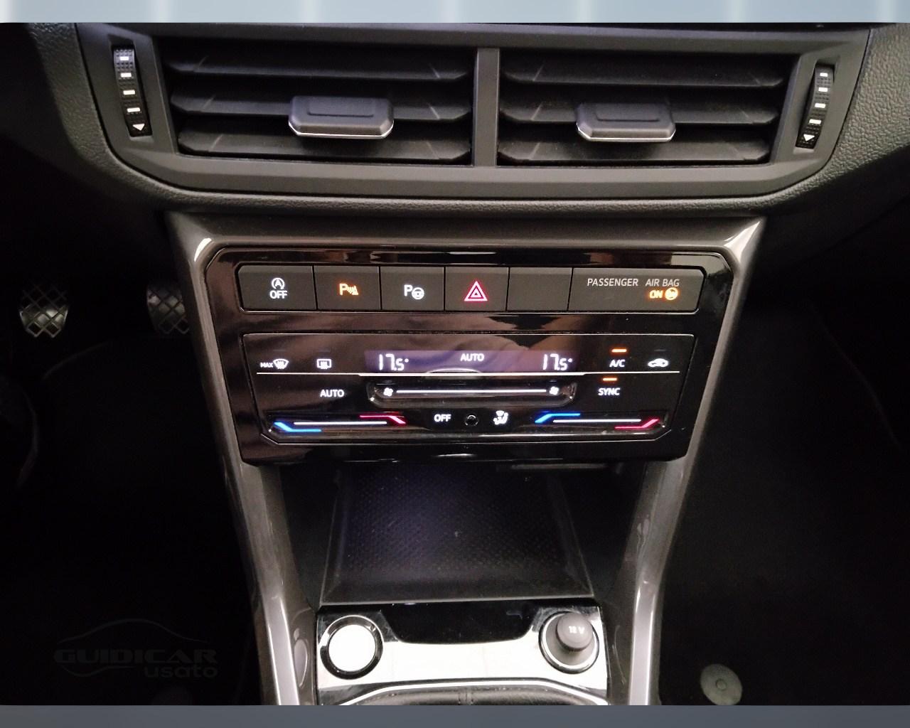 VOLKSWAGEN T-Cross 2019 - T-Cross 1.0 tsi Advanced 110cv