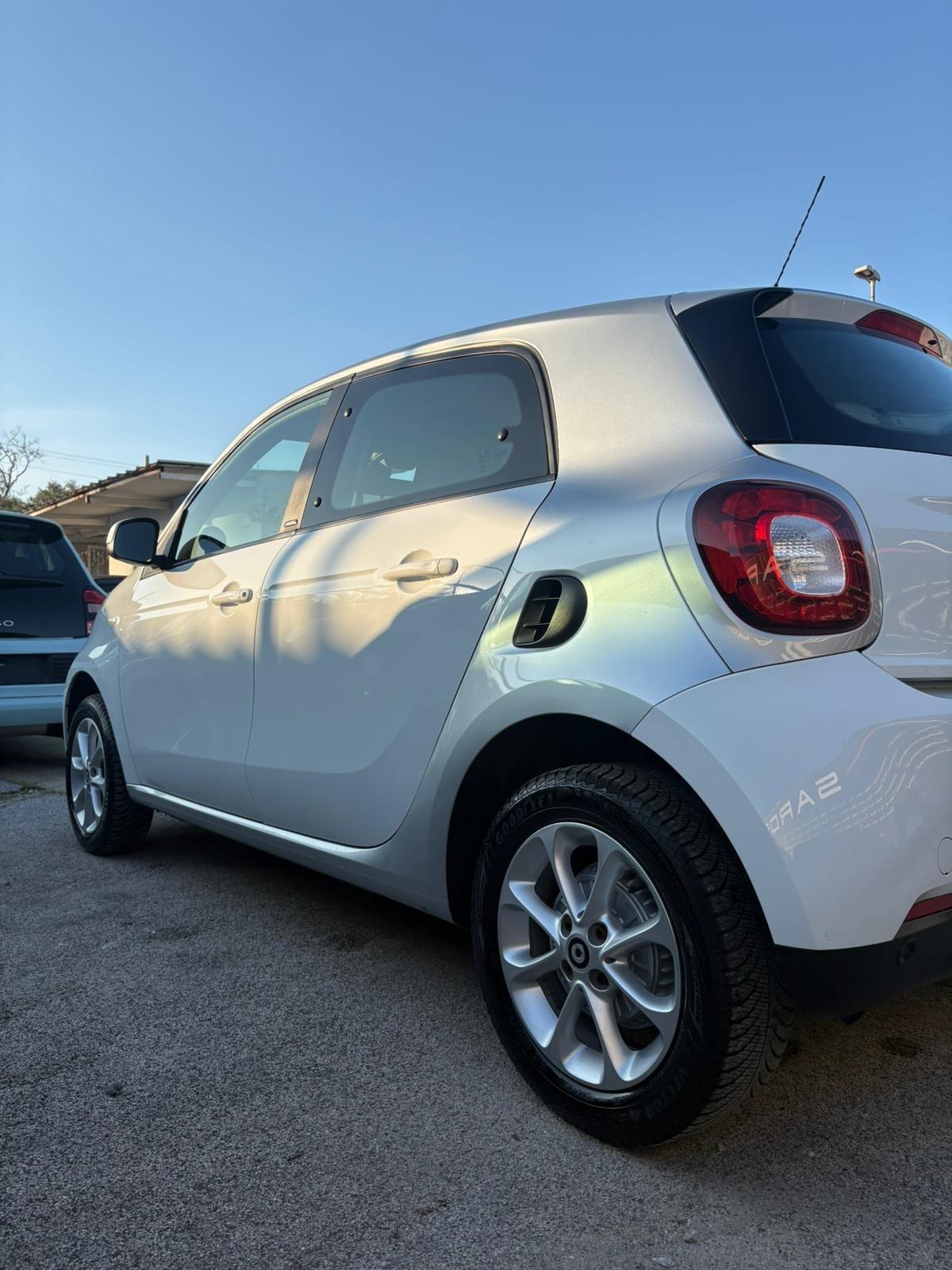 Smart ForFour 70 1.0 Prime