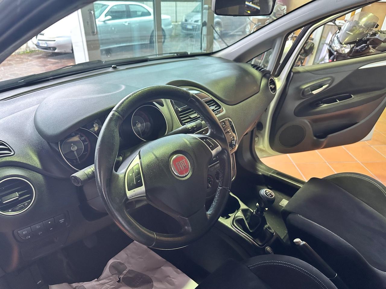 Fiat Punto evo 1.4 8V Natural Power Lounge 2014