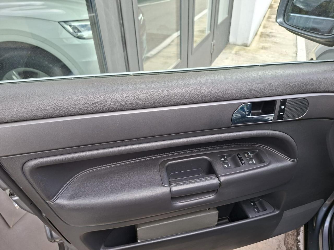 Volkswagen Touareg 3.0 V6 TDI DPF tiptronic