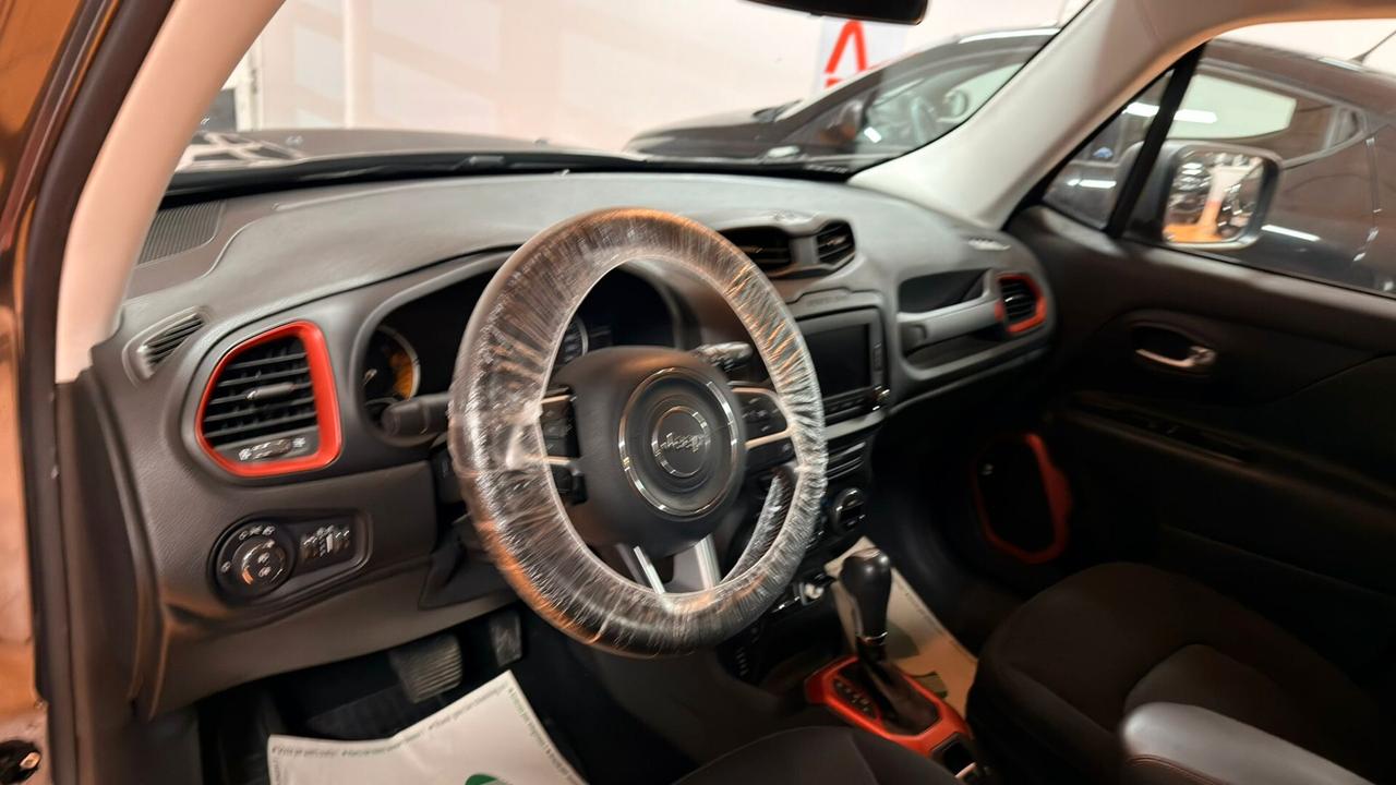 Jeep Renegade 2.0 Mjt 170CV 4WD Active Drive Low Trailhawk