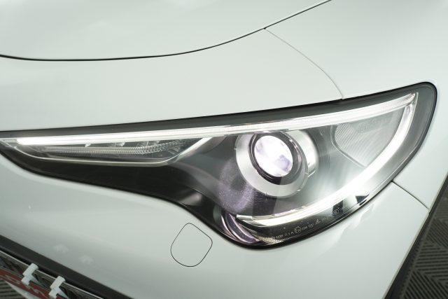 ALFA ROMEO Stelvio Stelvio 2.2 Turbo Diesel 150 CV AT8 - RWD Super