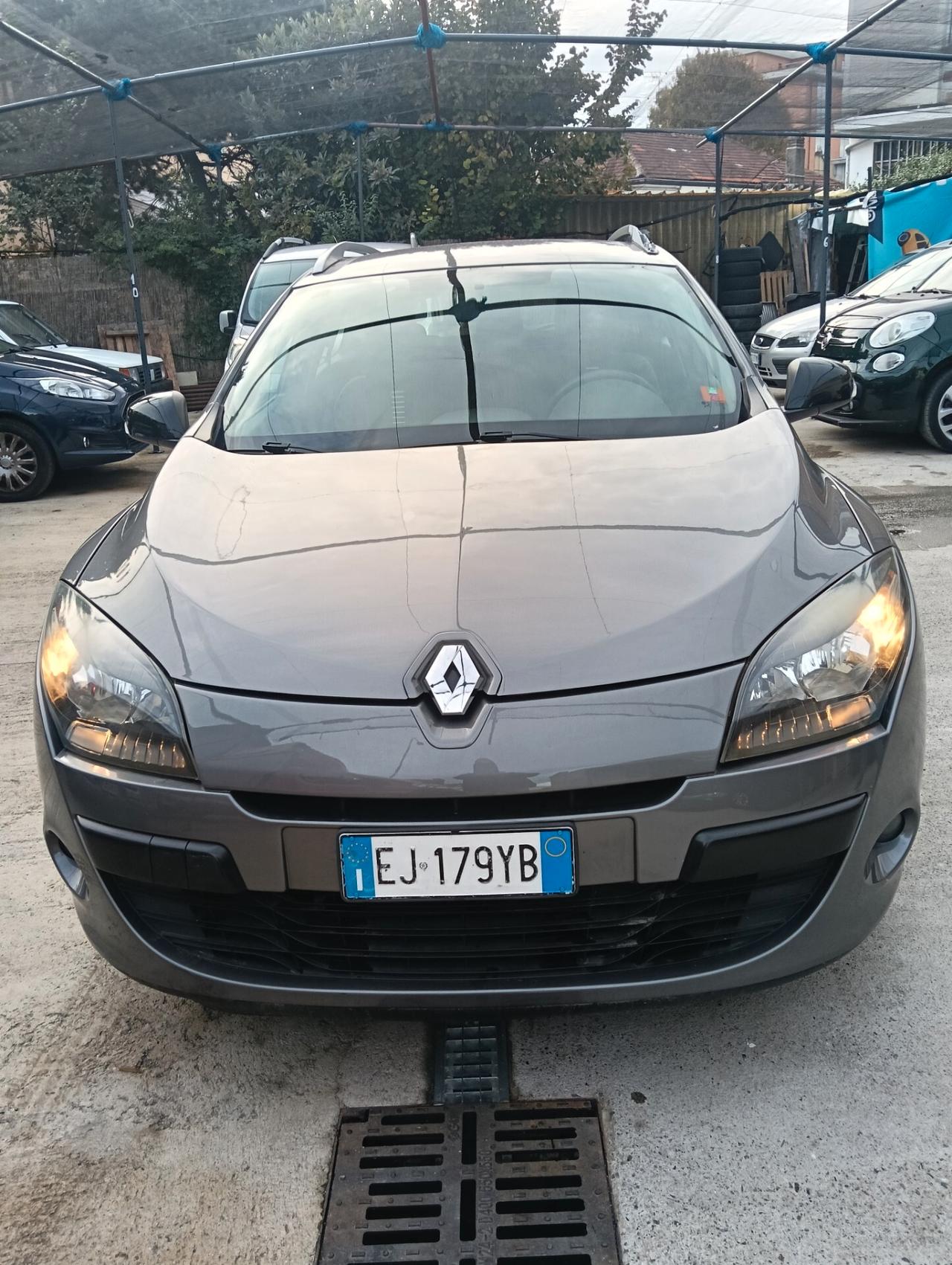 Renault Megane Mégane 1.5 dCi 110CV EDC SporTour Attractive