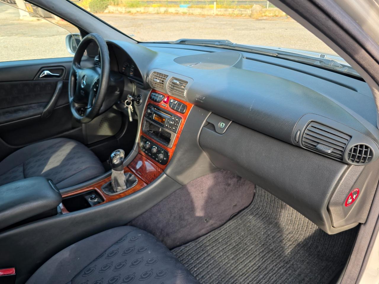 Mercedes-benz C 200 CDI cat Classic CV-122 E3 Manuale NEO 2003
