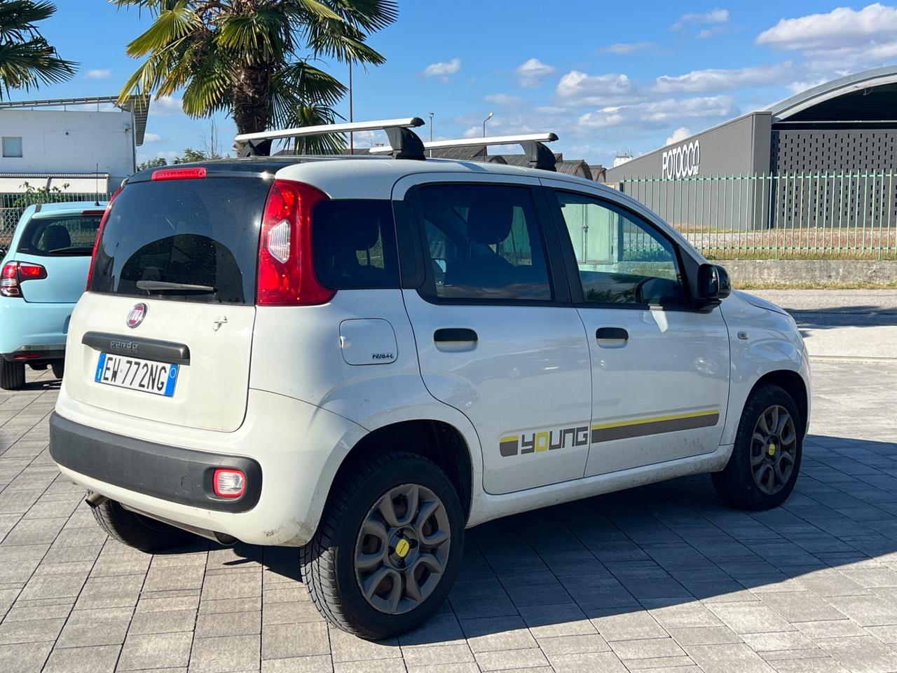 Fiat Panda 0.9 TwinAir Turbo Natural Power Young