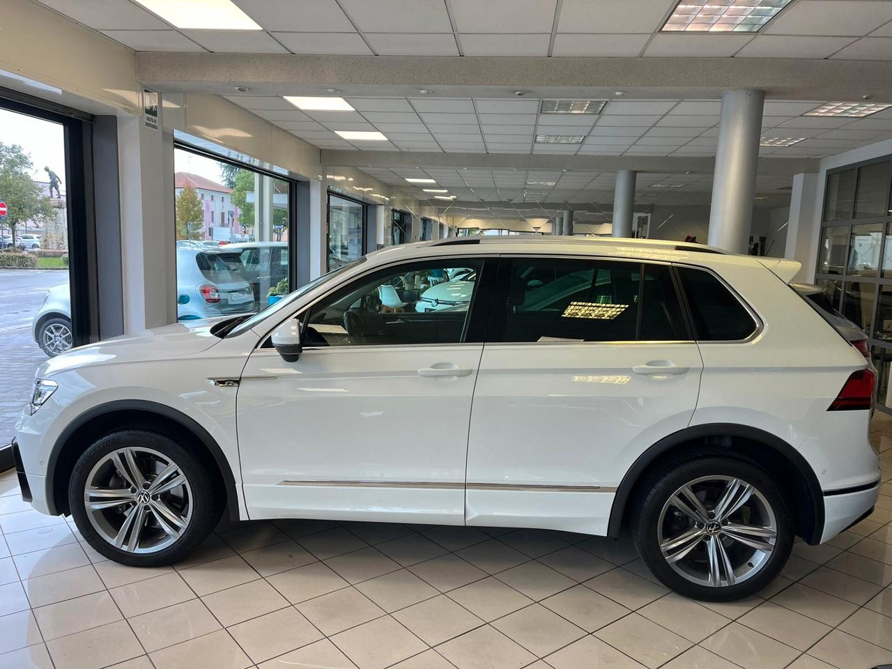 Volkswagen Tiguan 2.0 TDI DSG 190Cv R-Line 4MOTION