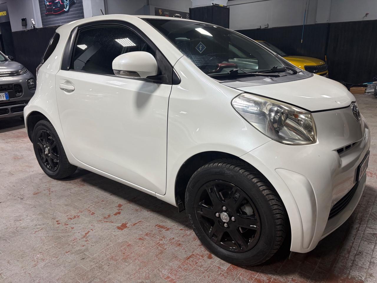 Toyota iQ AUTOMATICA. GPL. Motore RIGENERATO