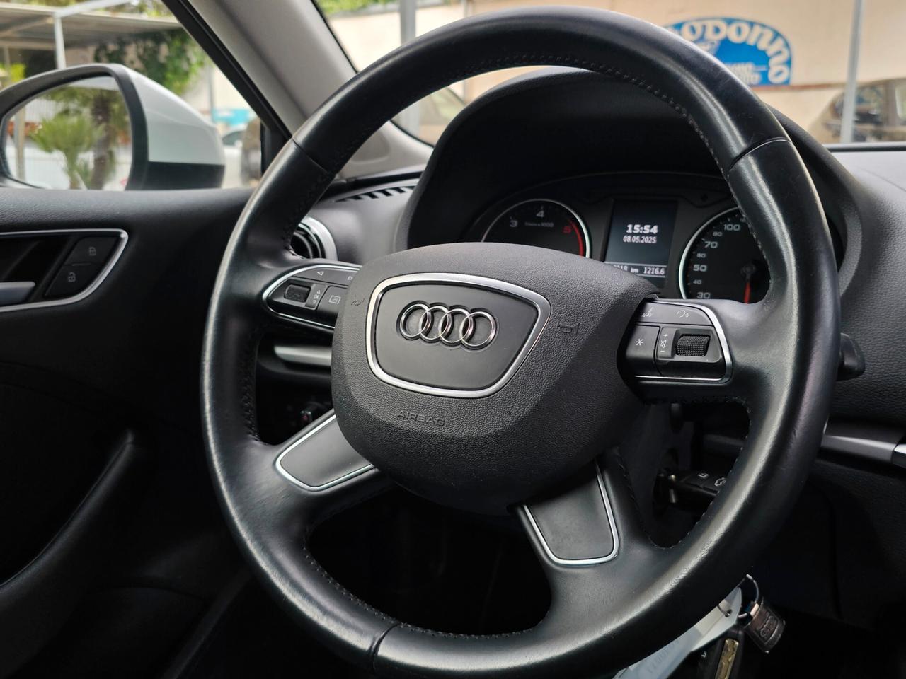 Audi A3 Sportback 1.6 TDI ultra Attraction
