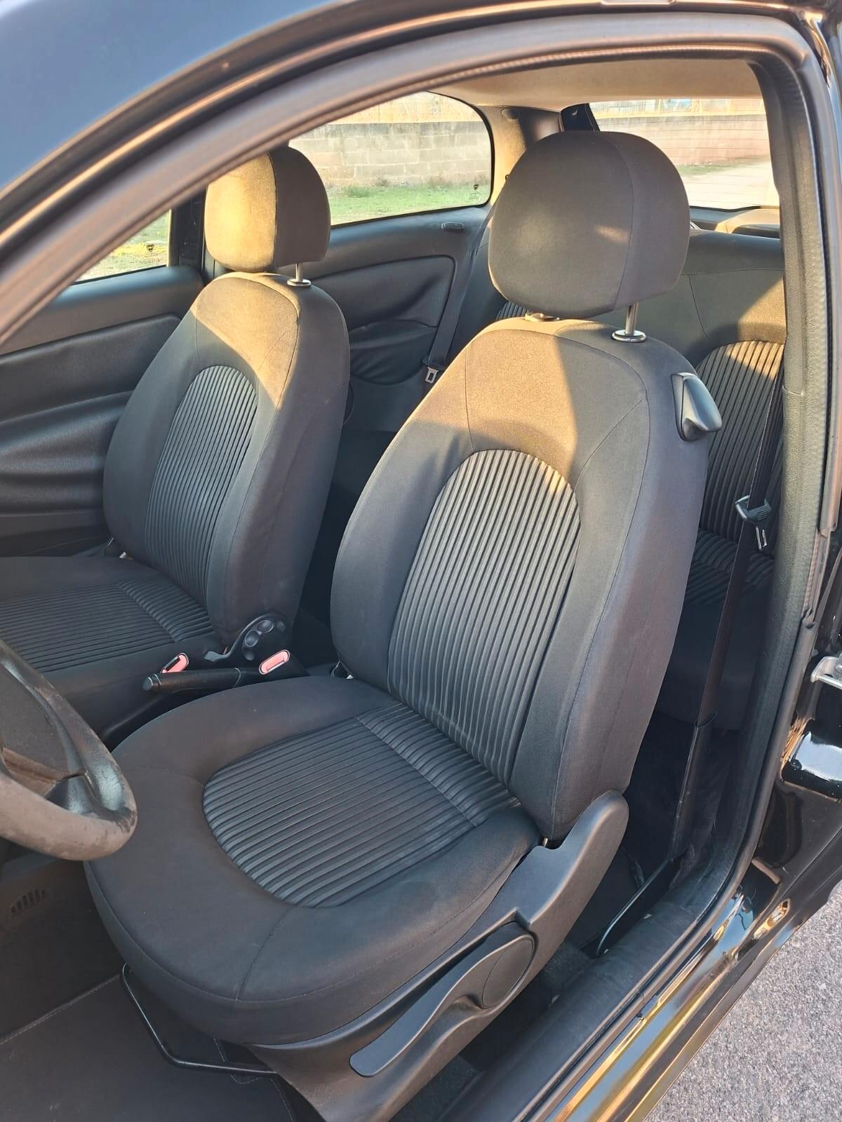 Lancia Ypsilon 1.4 Platino Ecochic GPL