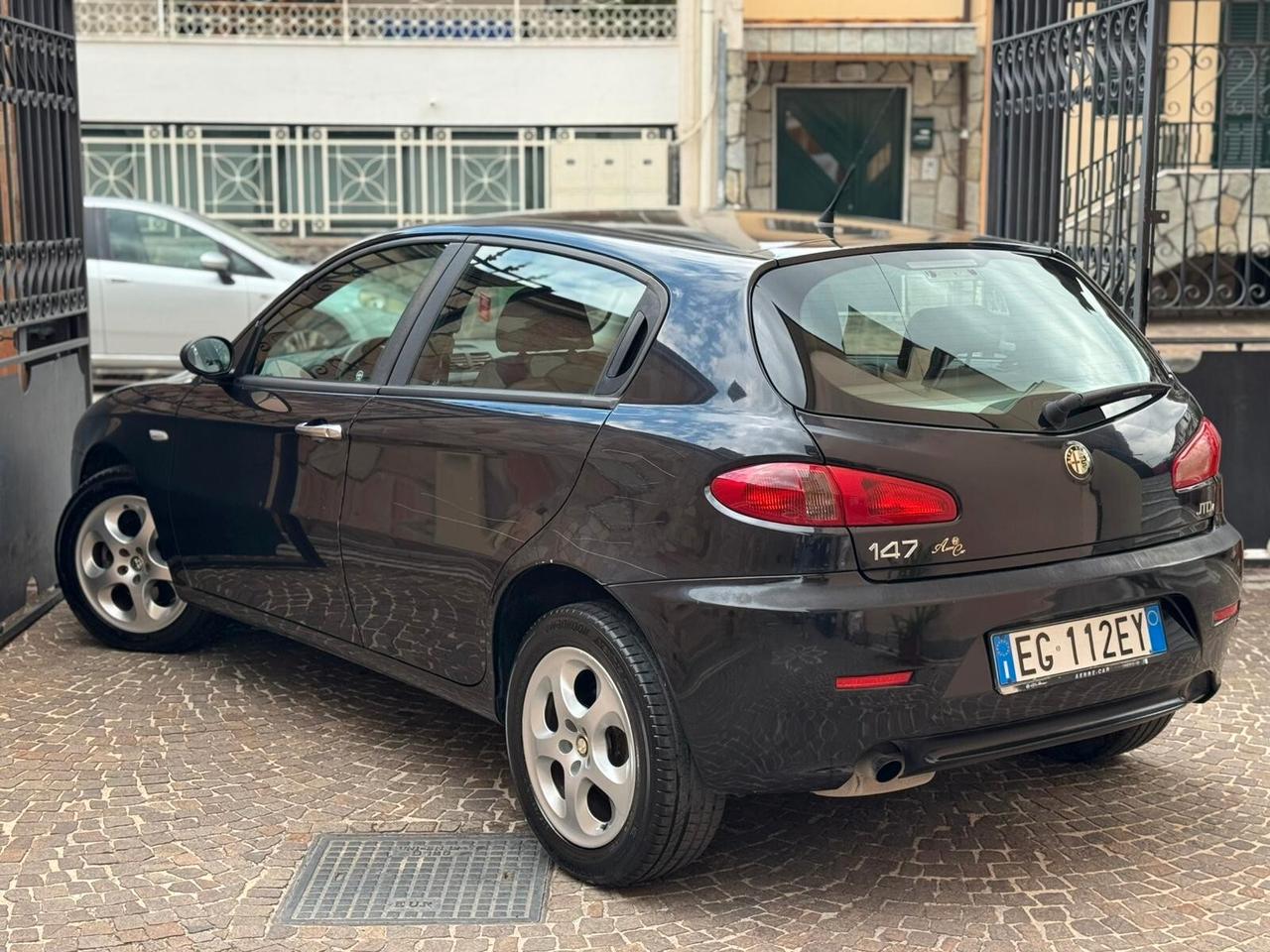 Alfa Romeo 147 1.9 JTD (120) 5 porte Moving