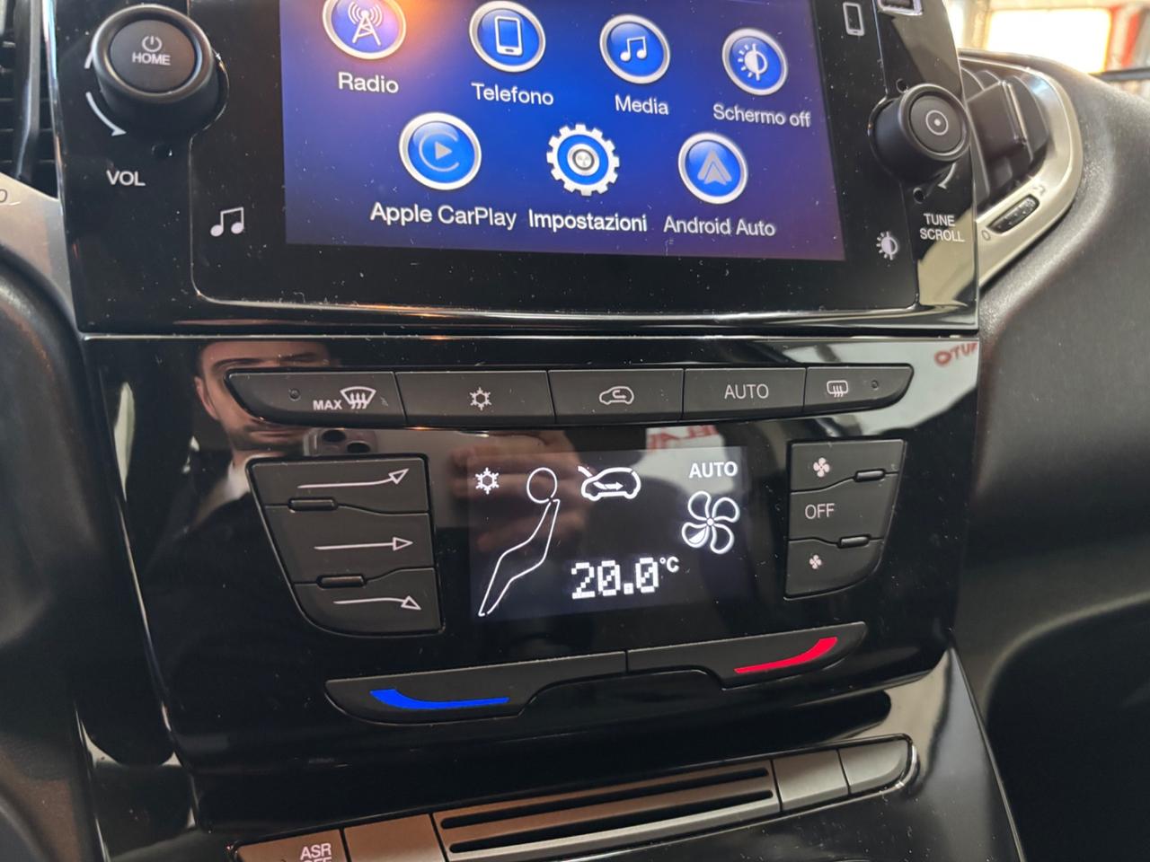 Lancia Ypsilon 1.0 FireFly 5 porte S&S Hybrid Ecochic Gold