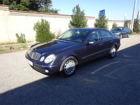 MERCEDES Classe E E 270 CDI Avantgarde