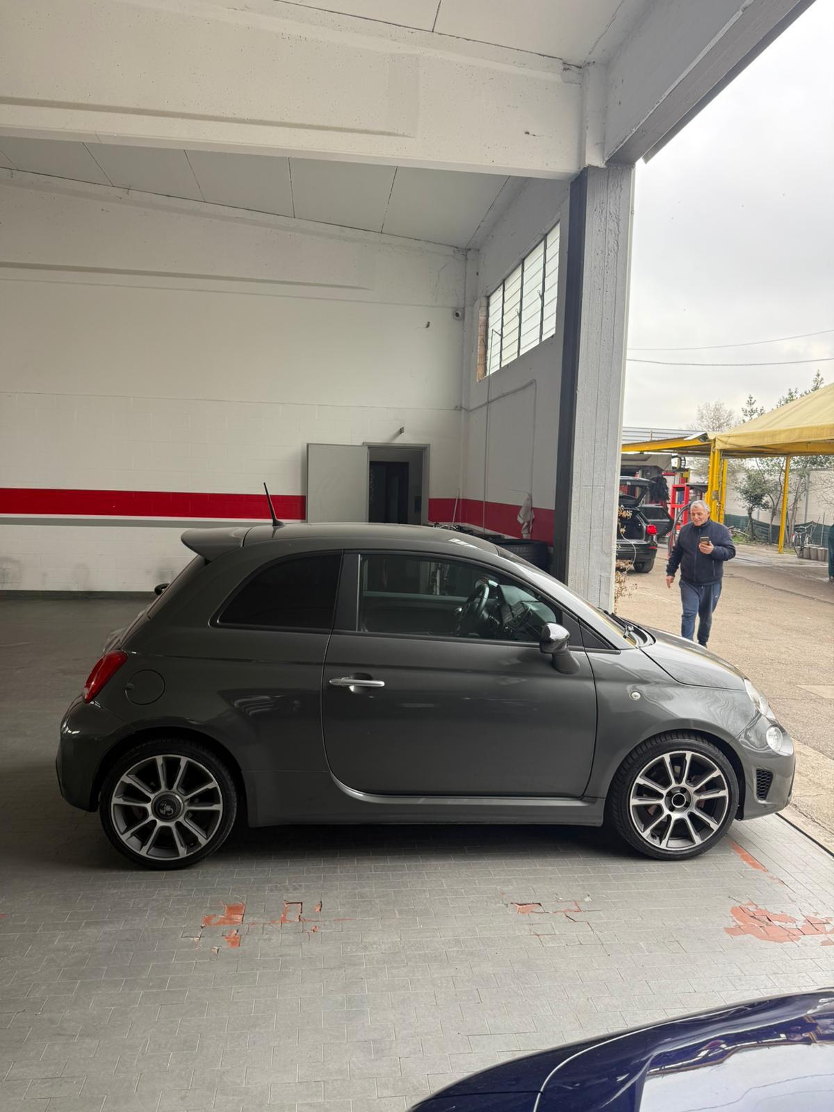 Abarth 595 1.4 Turbo T-Jet 145 CV