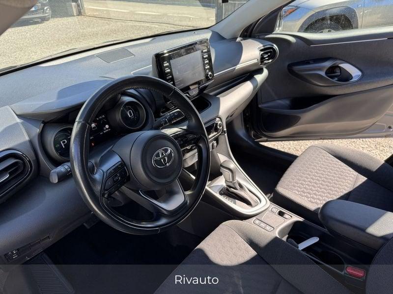 Toyota Yaris Hybrid Trend MY22